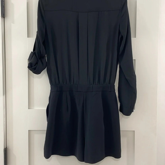 Jennifer Lopez Black Long Sleeve Gold Button Down Shorts Romper Size 2 - Picture 6 of 8